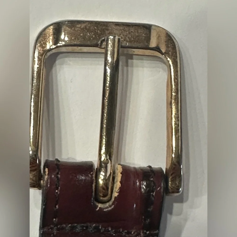 BILL BLASS DESIGNER CORDOVAN BROWN LEATHER BELT, CROCO-EMBOSSED, GOLD BUCKLE,